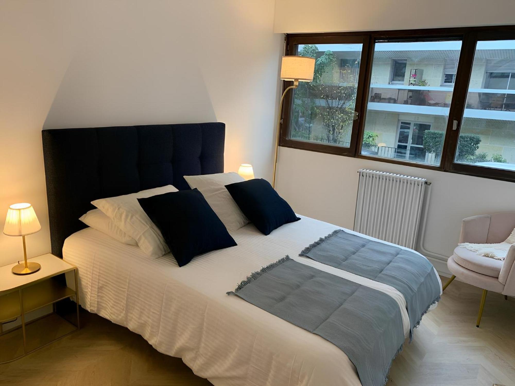 Magnifique Appartement, 3 Min De Paris Levallois-Perret Luaran gambar